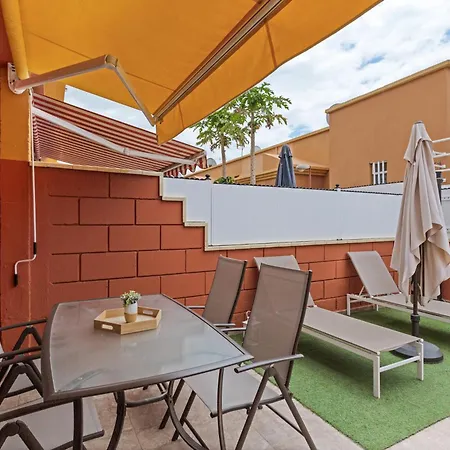 Playa Burras 홀리데이파크 *